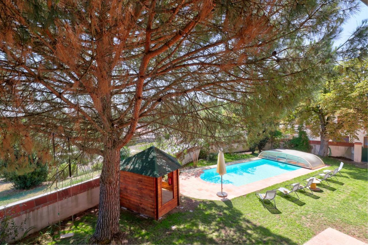 Gite La Grappe Occitane - 14 Personnes - Piscine Privee Ambres المظهر الخارجي الصورة